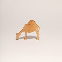 Load image into Gallery viewer, CAMEL - GRAZING