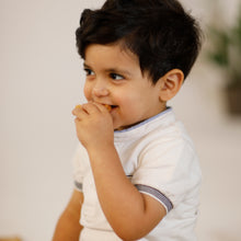 Load image into Gallery viewer, FLOWER